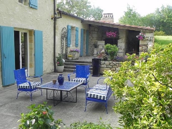 Hotel Domaine De Puycarpin Belvès-de-Castillon Esterno foto
